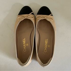 Chanel Two Tone Flats 36.5